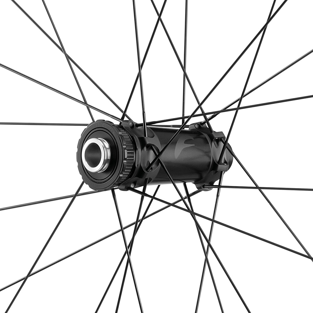 레드 존 카본 MTB